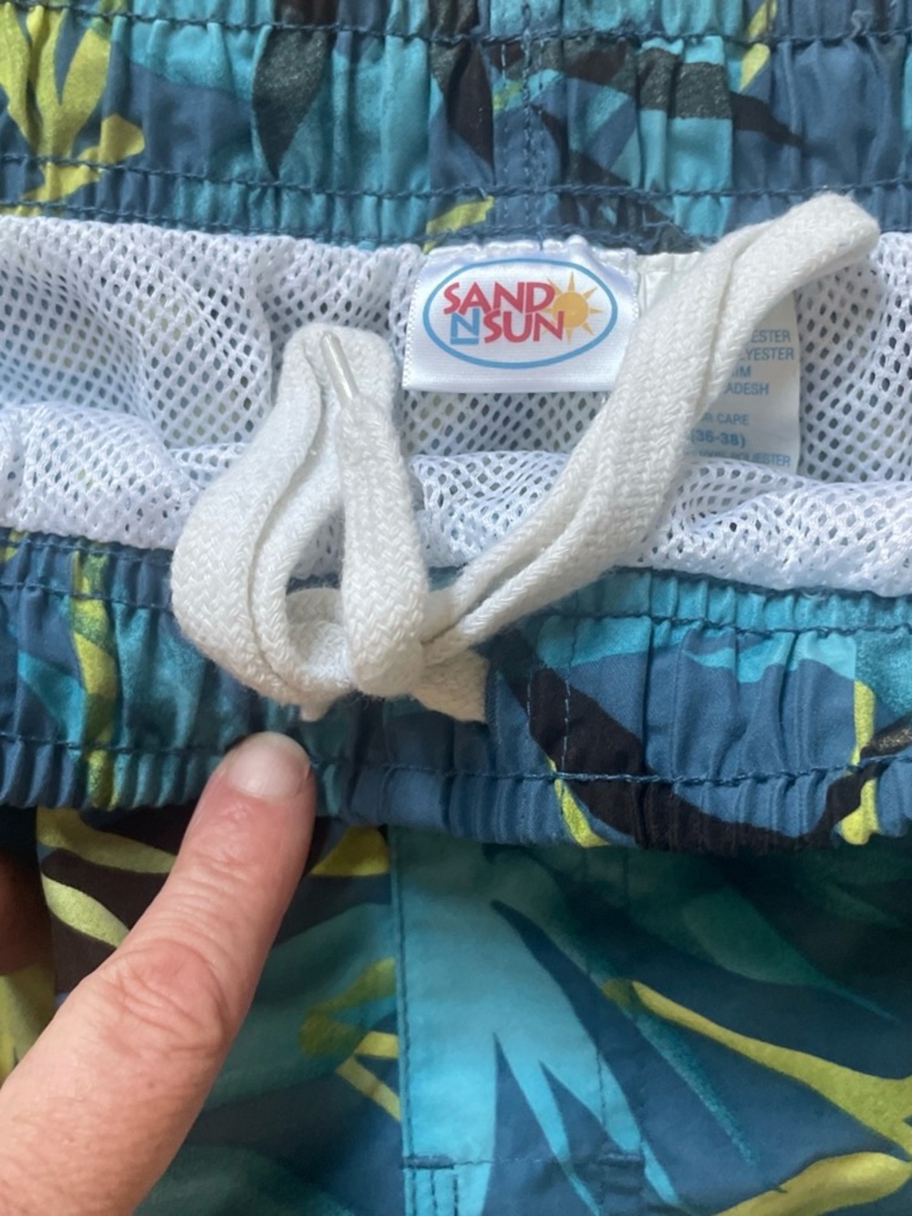 Men's Blue & Lime Green Leaf-Print Swim Trunks Large - Picture 3 of 5